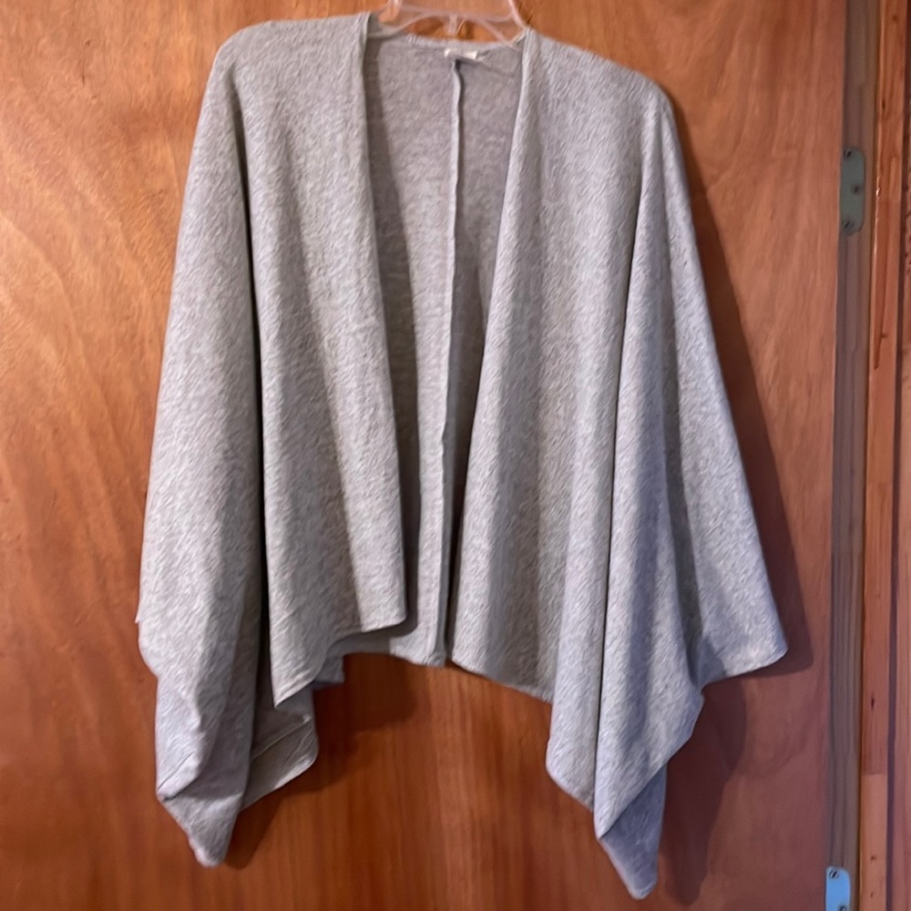 Soft, gray cardigan, OS (OLCC -AF)